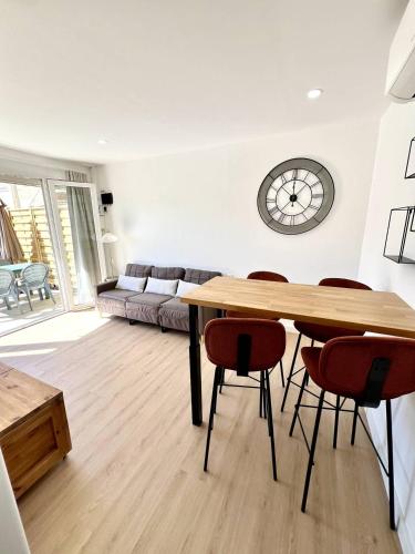 Appartement à Narbonne-Plage, 2 chambres, à 80 m de la plage, rénové, climatisé, tout confort - Apartment - Narbonne-Plage