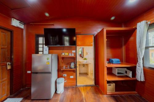 Samet Lucky Resort in Sai Kaew Beach