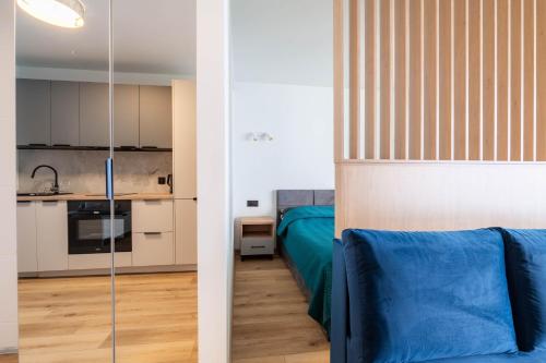 Studio Apartment with One Double Bed image 10