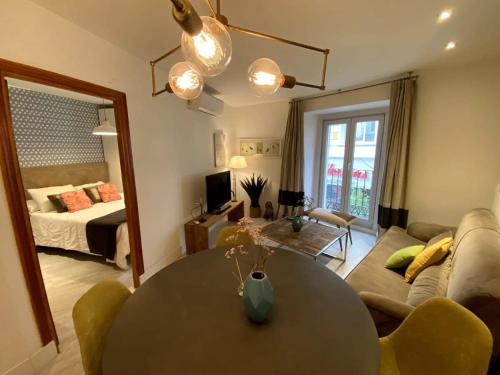 Santo Domingo I - 1 Bedroom Apartment in Gran Via, Madrid (photo 8)