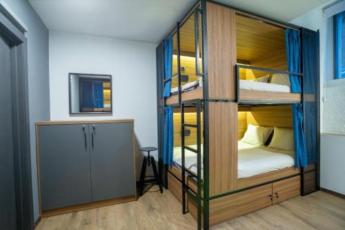 Mustache Hostel, Budapest