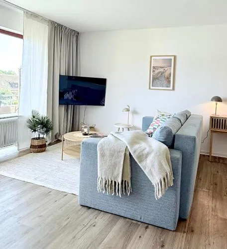 Top Lage mit Sonnenbalkon, strandnah & gemütlich - ideal für 2-3 Personen - Family & Friends HYGGE Ferienwohnung in Grömitz, Deutschland