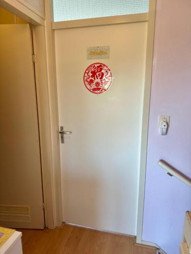 Amsterdam Edge Haven in เปอร์เมอเร็น