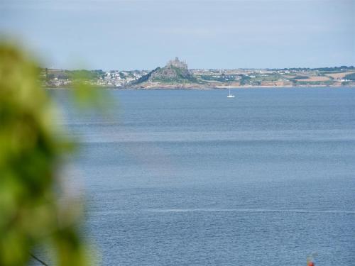 Stylish Retreat in Mousehole with Sea Views gîte à louer Penzer Point