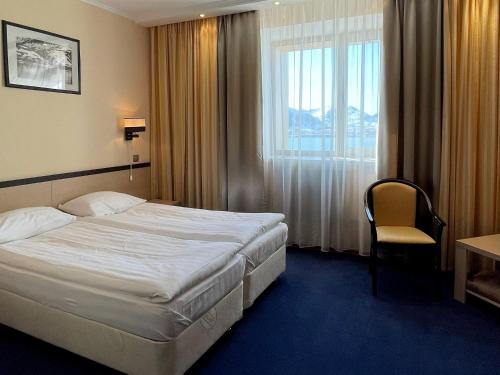 1 queen bed