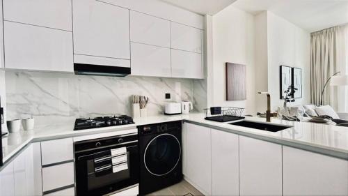 Soft Modernity 1br Haven With Parking, Gym & Pool!, Dubai (photo 8)