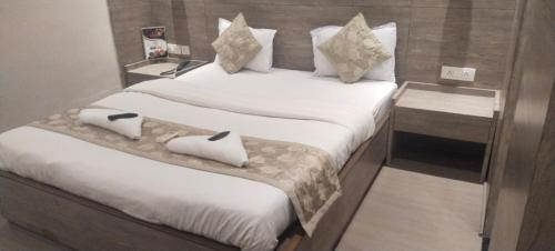 Double Room with Extra Bed room in All - Fresco Hotel