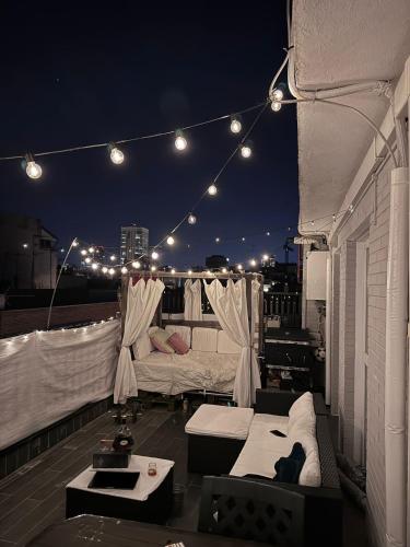 Rooftop Bernabeu Retreat, Madryt