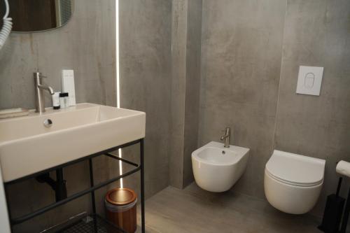 Aqua Double Room with Garden View (NO PARKING) image 4