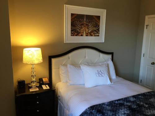 Kensington Park Hotel - image 3