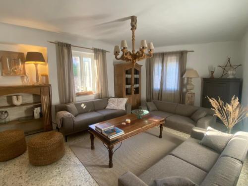 La pépite du Ventoux, petite piscine et salle de sport ! - Location saisonnière - Bédoin