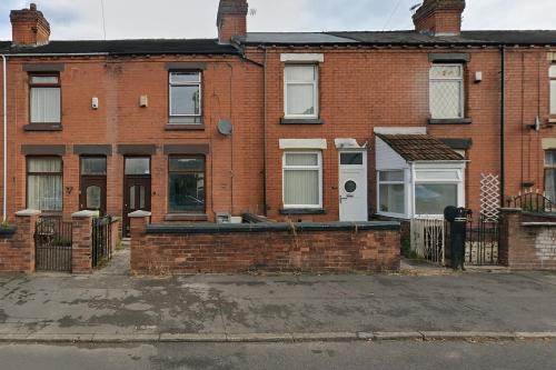 A szálláshely kívülről, 3BR, 6 min to central station, full kitchen in Parr