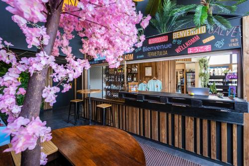 greet hotel Limoges Nord - 상점