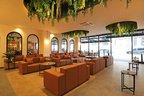 Inanlar City Hotel in ยอมรา