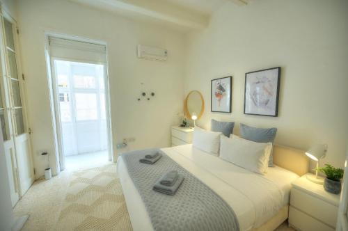 Charming and stylish duplex townhouse DGUY1-1, Valletta