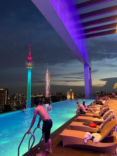 The Platinum KLCC by Dream Suites - image 13
