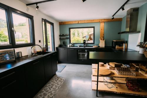 CHALET LA FOUGERE 15 personnes 180m2 bauges Savoie Thoiry in ตัวรี