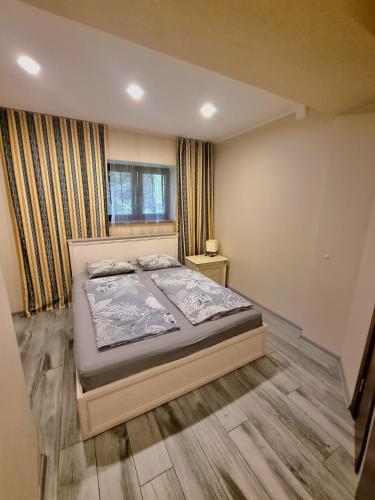 Spacious apartment in the quiet center, Riga (fotografie 8)