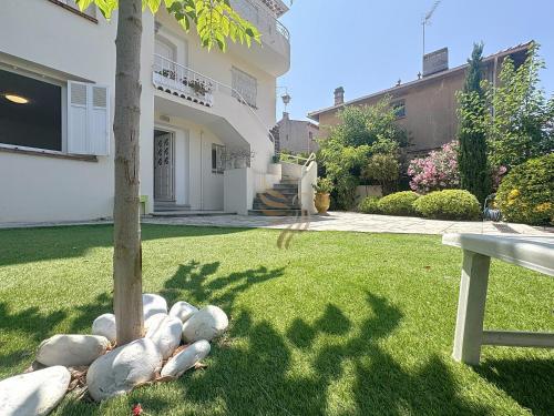 Two-Bedroom Apartment with Garden View