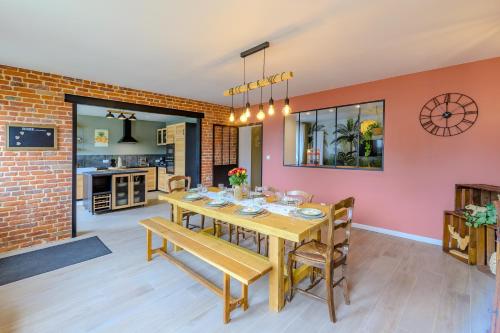 Iekārtas, La Richaumoise - Maison avec grand jardin in Puisieux-et-Clanlieu