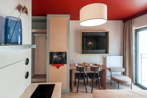 Ironique by MB Apartments 2