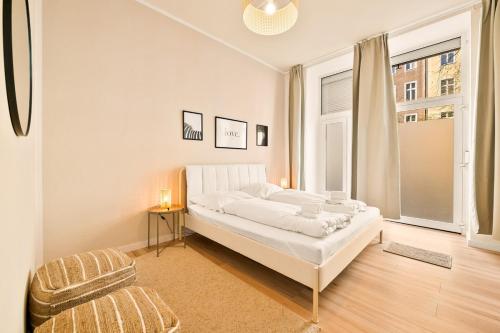 Spacious 2-Bedroom in the Heart of Friedrichshain - image 8