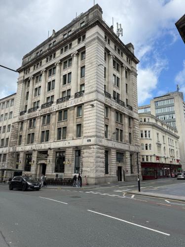Large city centre apartment, Liverpool