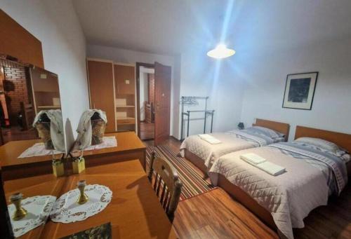 Hostel - F, Gjakove (fotografie 7)