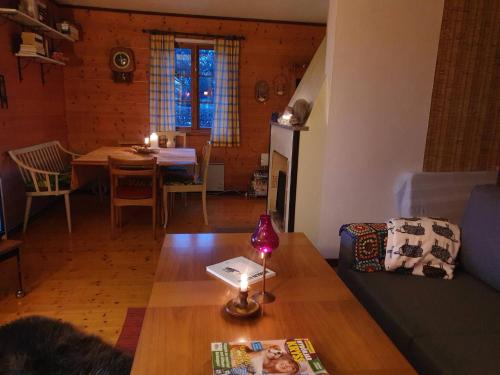 . Villa w open fireplace and big plot 5 min from the sea
