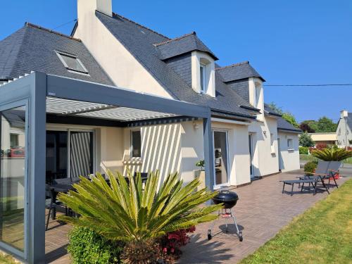 Beautiful spacious home in Erquy - Location saisonnière - Erquy