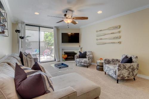 North Coast Village Retreat in Oceanside, USA