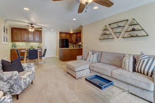North Coast Village Retreat in Oceanside, USA