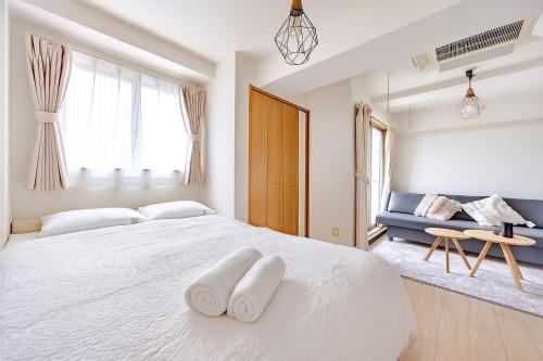 1 minute walk from the Ohanajaya station