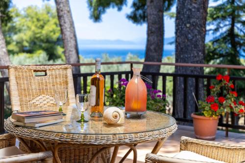 Stunning Evia Sea View Country House gîte à louer Roïdhítsa