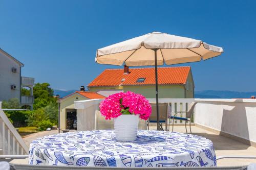 Apartment for 2 Kijac in Njivice