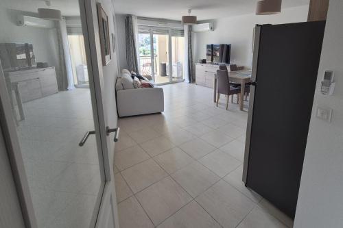 Apartment 2 bedrooms - Residence L'Orée Du Golfe (Apartment 2 bedrooms - Residence L'Oree Du Golfe) in Cogolin