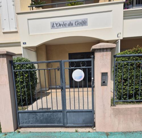 Apartment 2 bedrooms - Residence L'Orée Du Golfe (Apartment 2 bedrooms - Residence L'Oree Du Golfe) in Cogolin