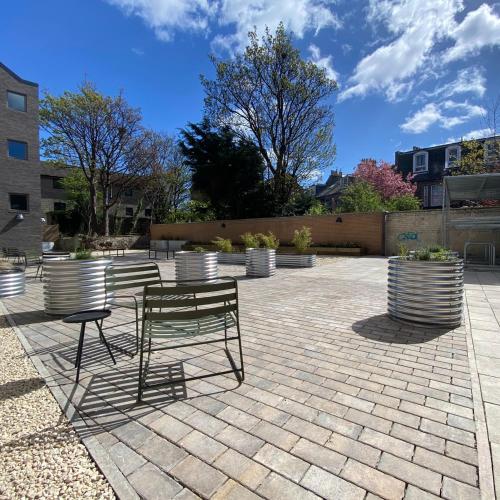 Exterior view, Modern Studios with Kitchen & Ensuite in Central Edinburgh in West End