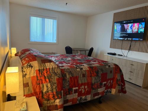 บริการและสิ่งอำนวยความสะดวก, Condos Vacances MSA - incluant piscine et spas exterieurs chauffes a L'ANNEE!! in บัวเพร (QC)