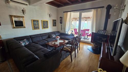 Villa Maslina in Petraca