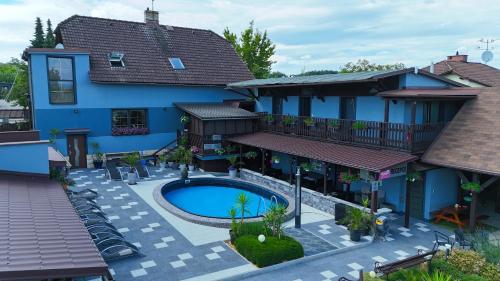 Areál Pauli (Areal Pauli) in เชสกา สกาลิซ