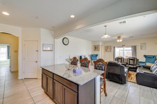 7 Mi to Dtwn Spacious Stay in Phoenix! in ลาวีน
