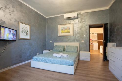 Bettí House vasca idromassaggio metro C Alessandrino - San Giovanni e trenino laziali-Termini -Bettí House, Rom