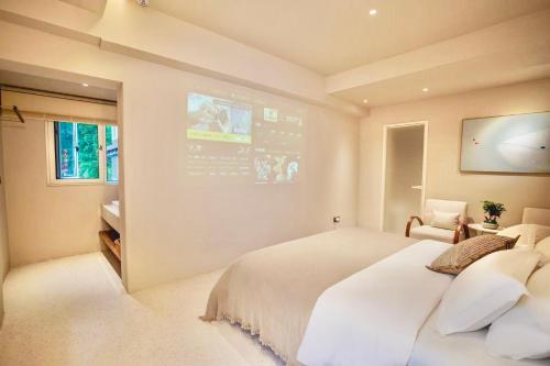 Book NOW & Chat Wake in MountainFree ShuttleAside National Park Combo Stay in Tianmen city center English Speaking Assistant - image 2