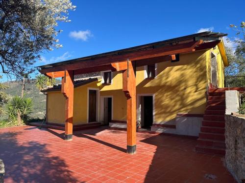 Incrocio di Luce - House in nature in Galati Mamertino
