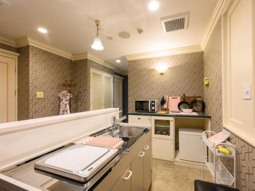 Kitchen, ホテルファンタジアリゾート 松山 -Adult Only- near Matsuyama Airport Information Desk