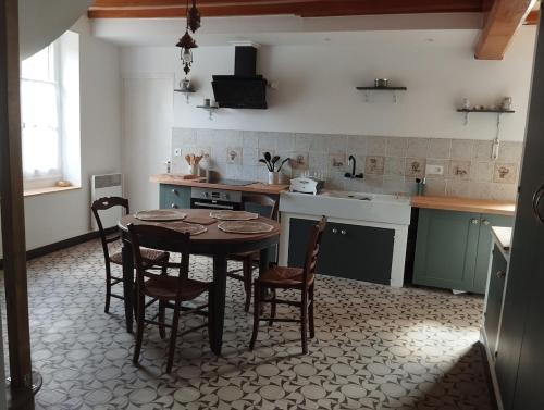 設施, Le Balcon d'Arcyate in 弗爾芒通