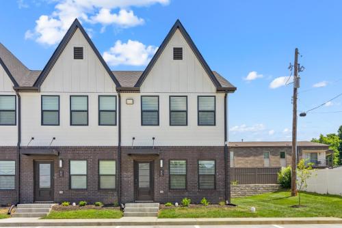 Rivers Edge - 111 Hickory Grove BLVD, Clarksville (foto 2)