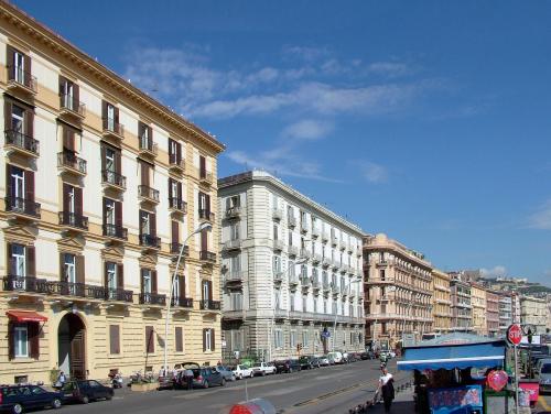 Caracciolo 10 - image 12