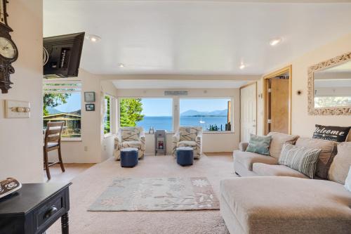 6 Mi to Main St Oceanfront Cottage in Ketchikan in Ketchikan (Alaszka)